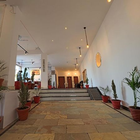 Dera Pichola- A Lake Facing Boutique Hotel Udaipur Bagian luar foto