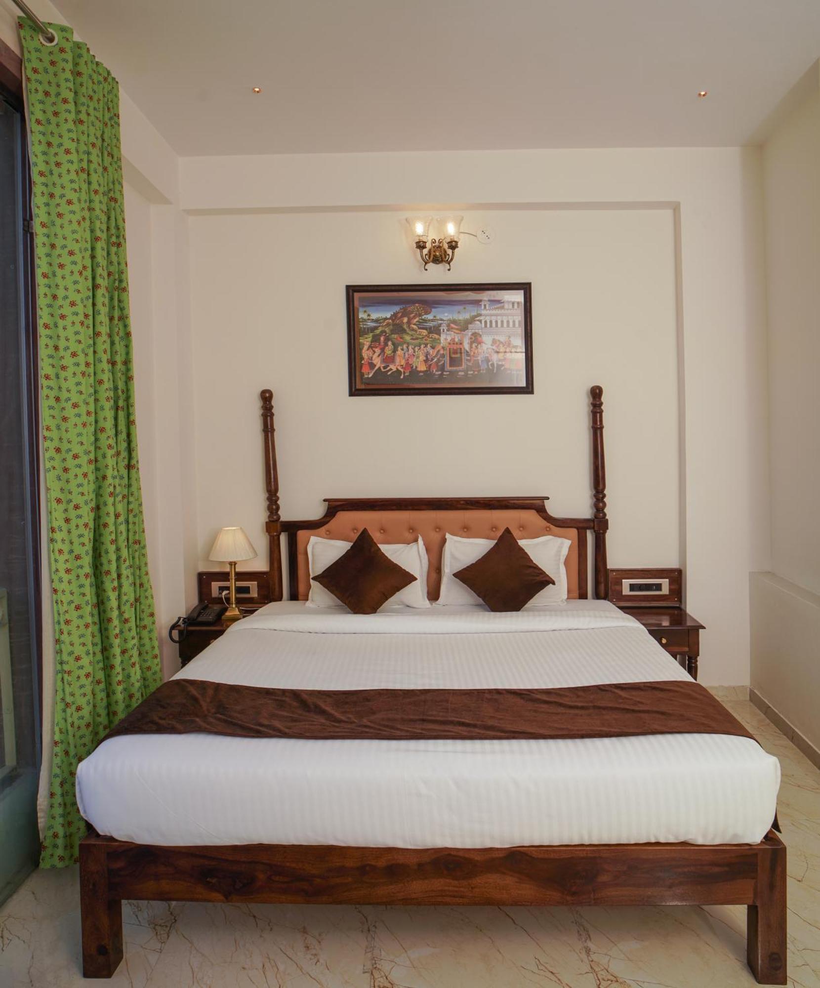 Dera Pichola- A Lake Facing Boutique Hotel Udaipur Bagian luar foto