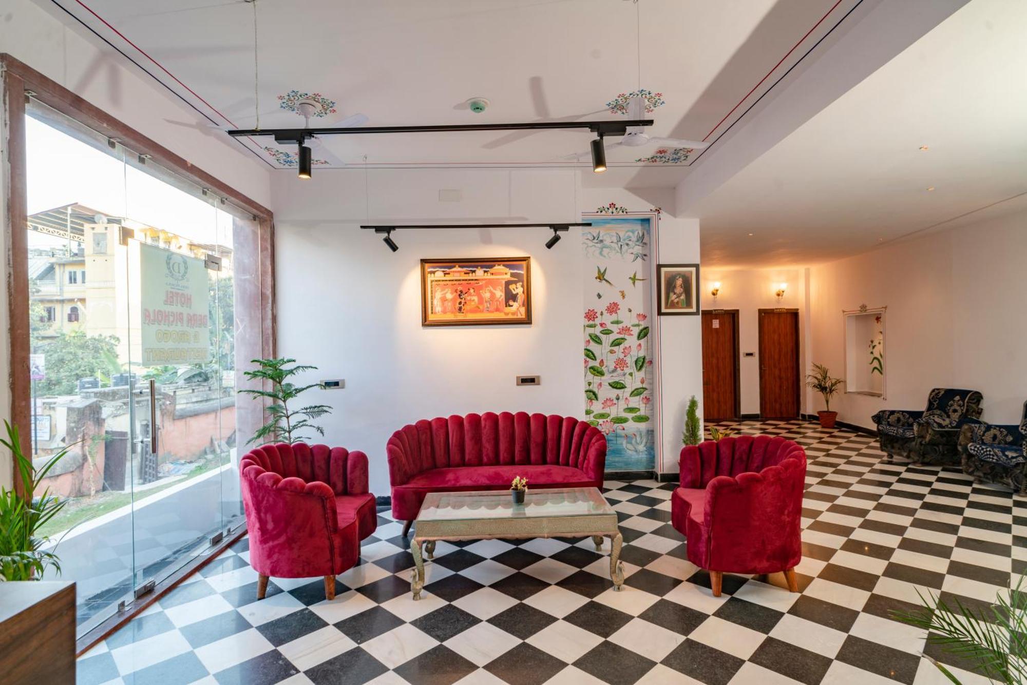 Dera Pichola- A Lake Facing Boutique Hotel Udaipur Bagian luar foto